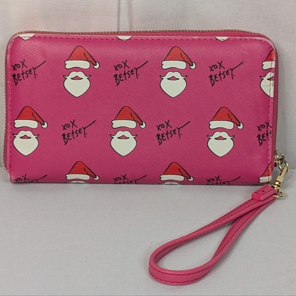 Betsey Johnson Santa Full Size Wallet Wristlet - Picture 3 of 13